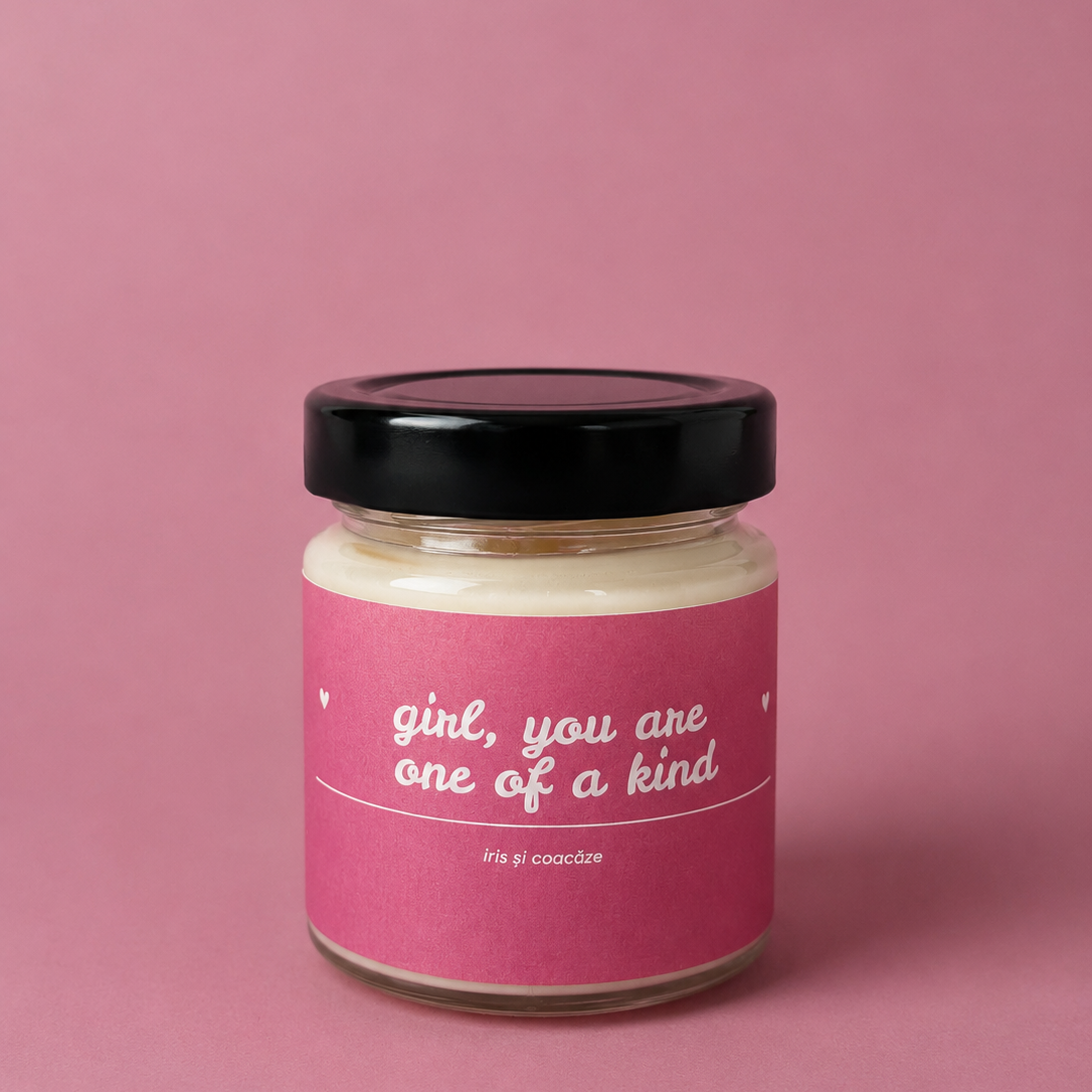 Girl, you are one of a kind – lumânare cu iris și coacăze negre