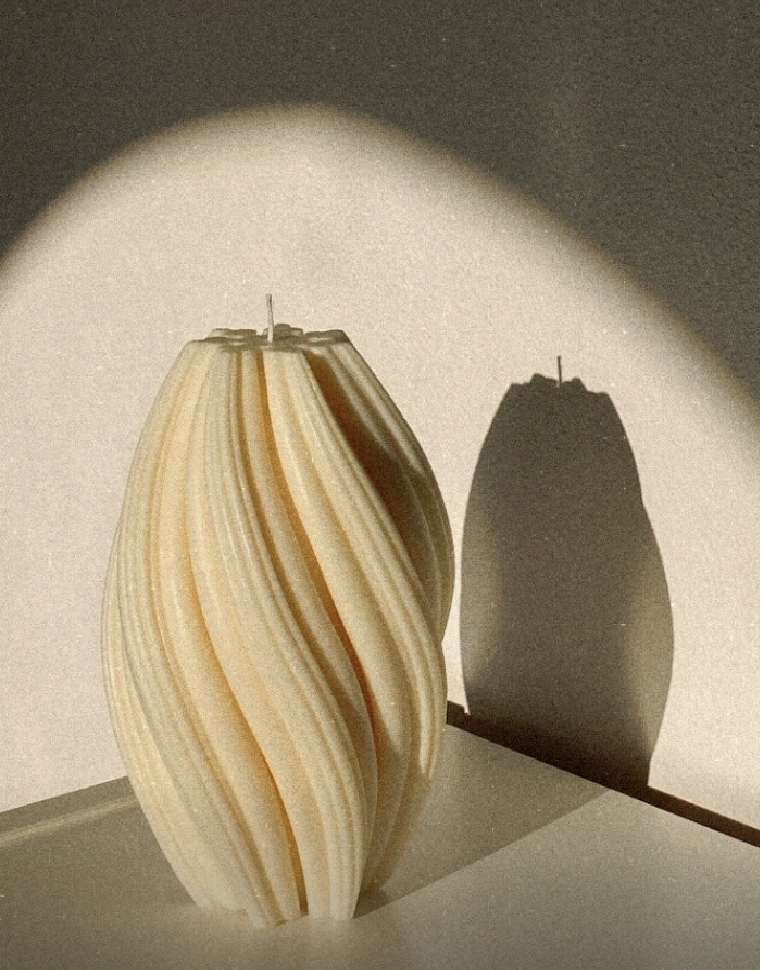 Lumânare SILKY WAVES